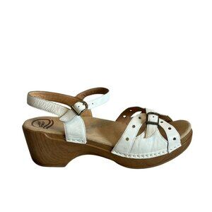 Dansko Women’s Size 41 White Leather sissy Sandals Wooden Clog buckle shoes
